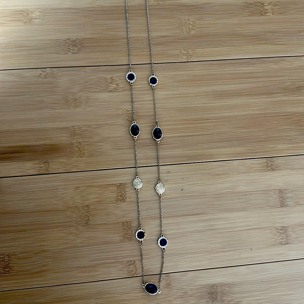 Long costume jewelry necklace black and gold